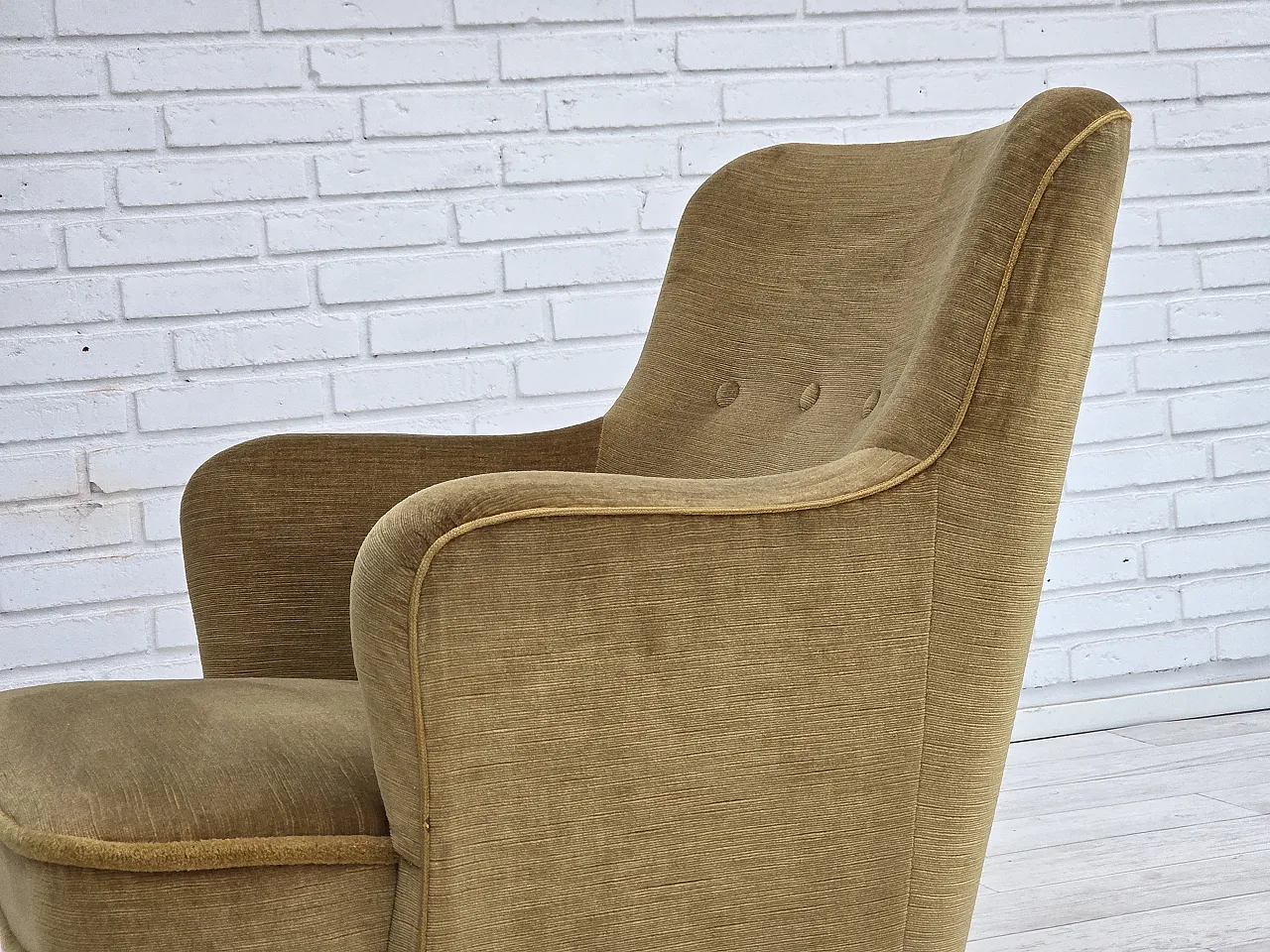 Danish lounge chair, light green velour, 1970s 8