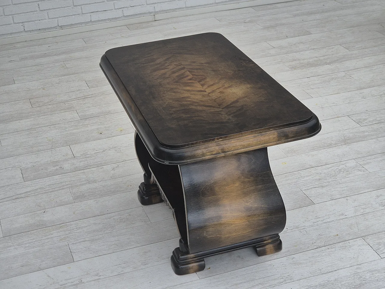 Danish Art Deco coffee table with shelf, ash wood. 1950s 6