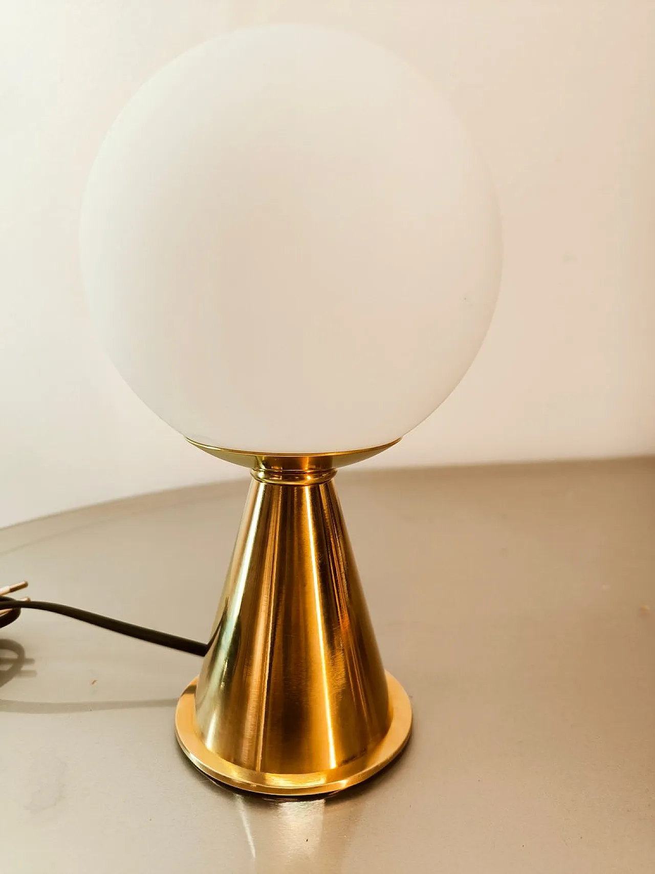 Brass table lamp with white sphere, 1970s 1