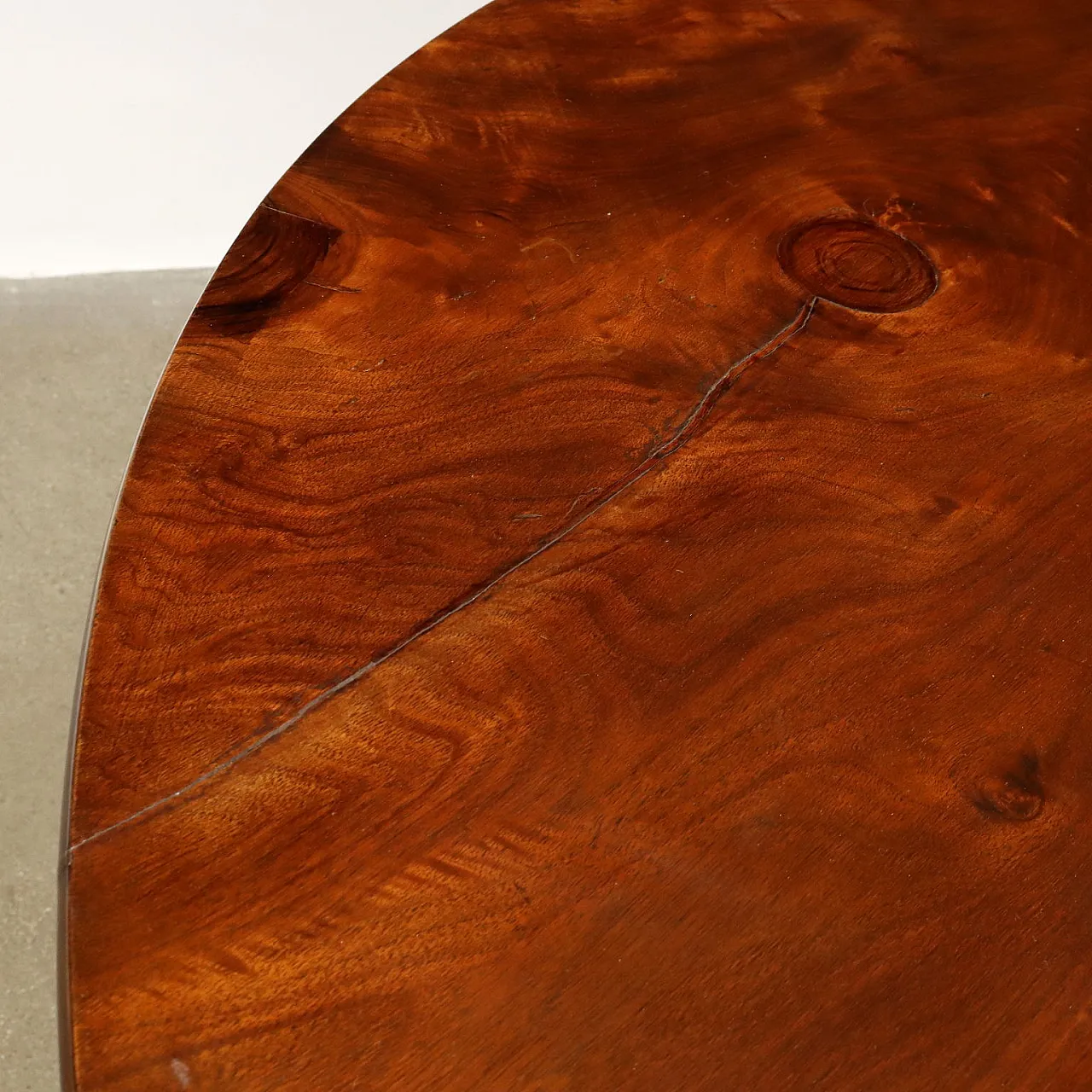 Round walnut table, second half of the 19th century 7