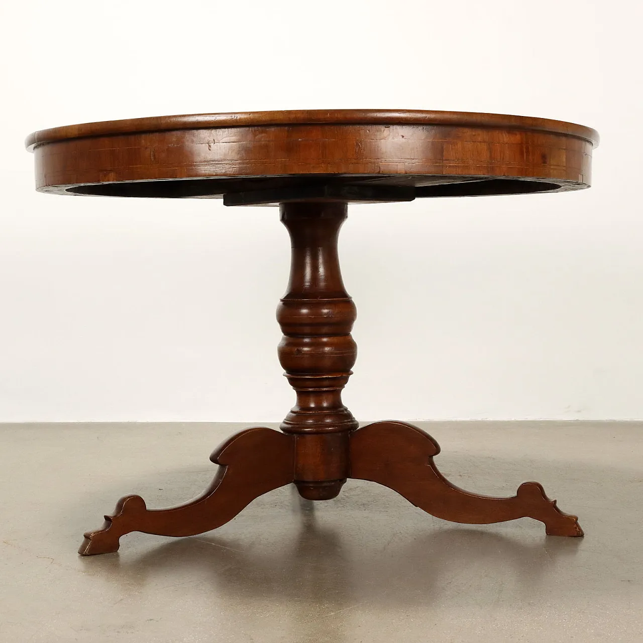 Round walnut table, second half of the 19th century 8