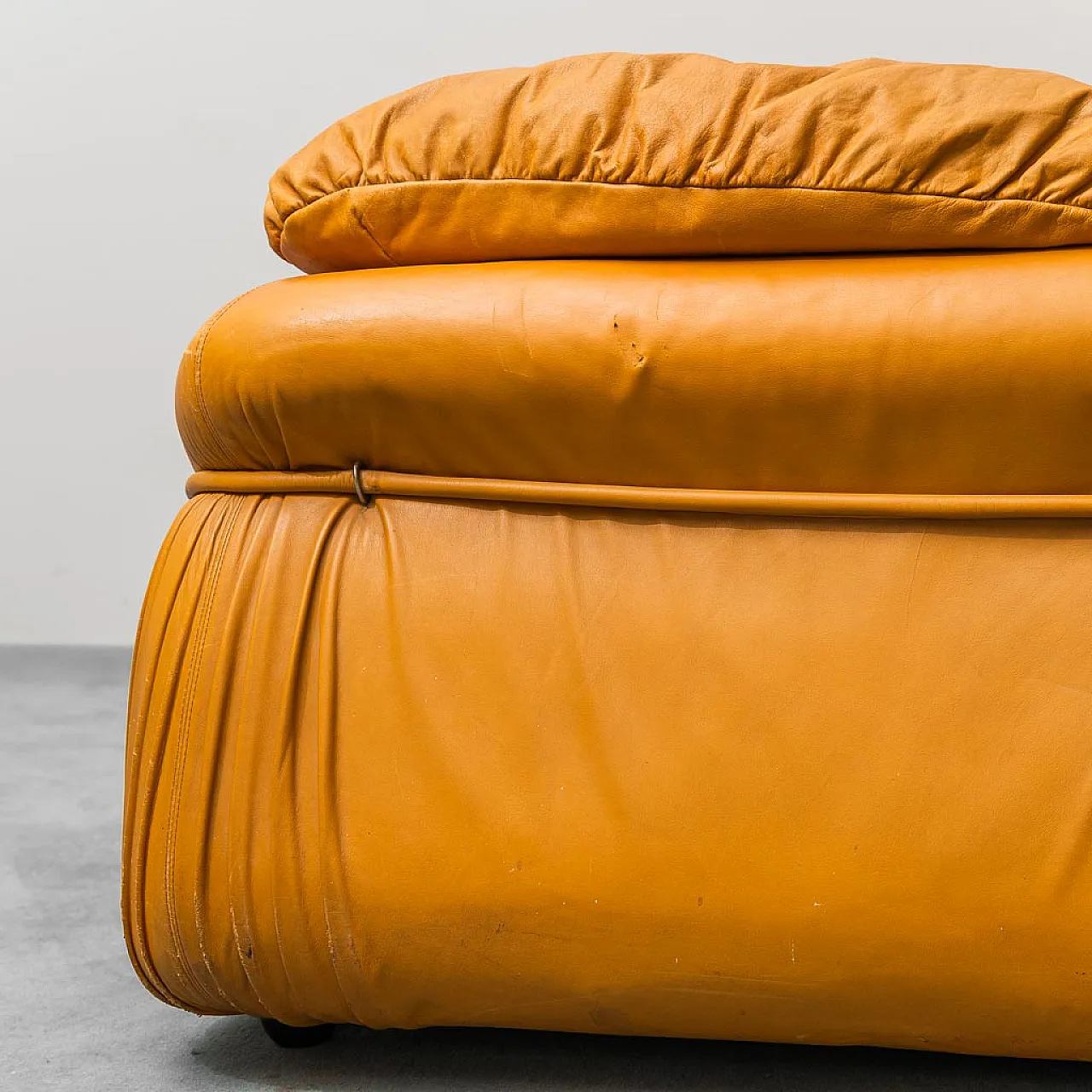 Divano 3 posti in pelle marrone, anni '70 6