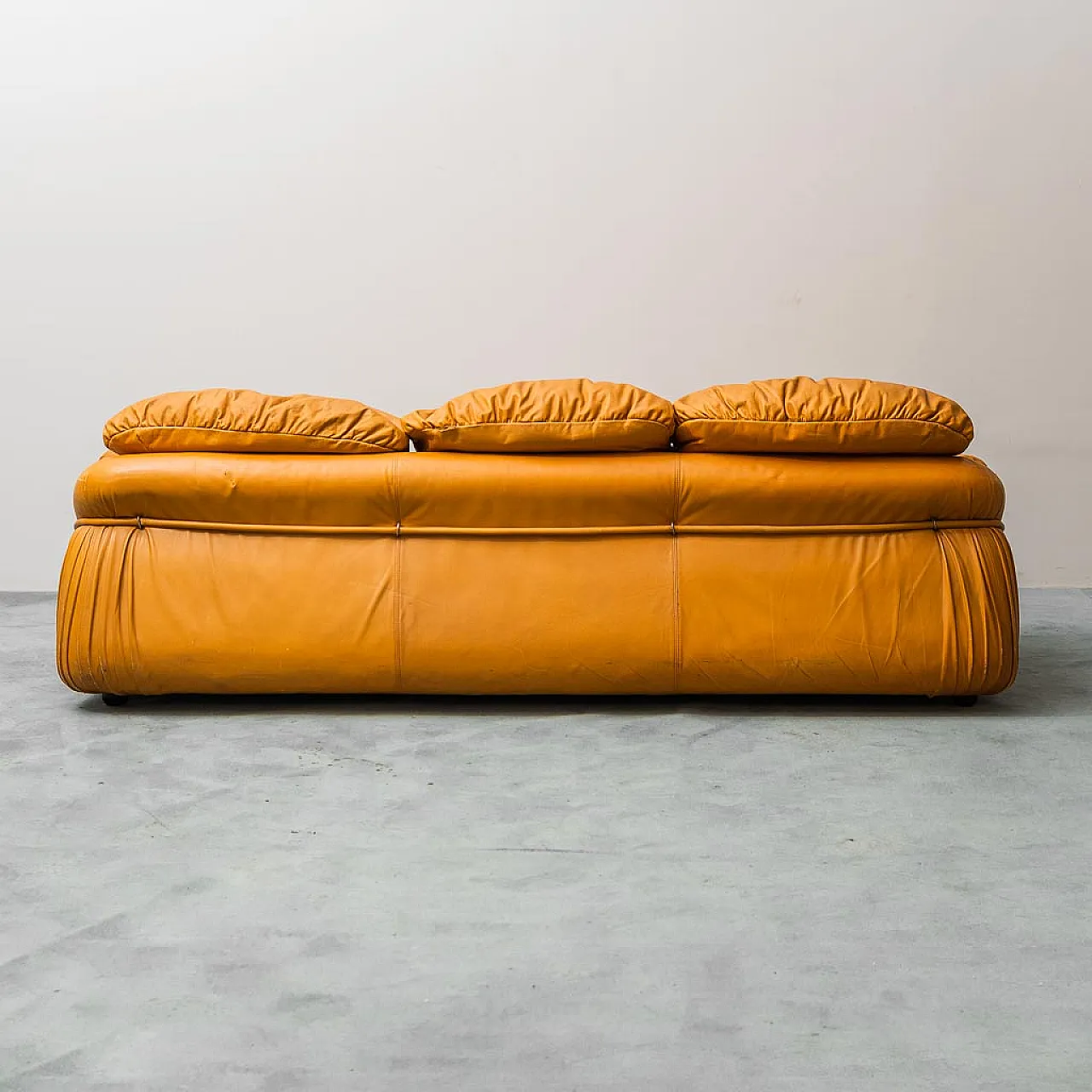 Divano 3 posti in pelle marrone, anni '70 7