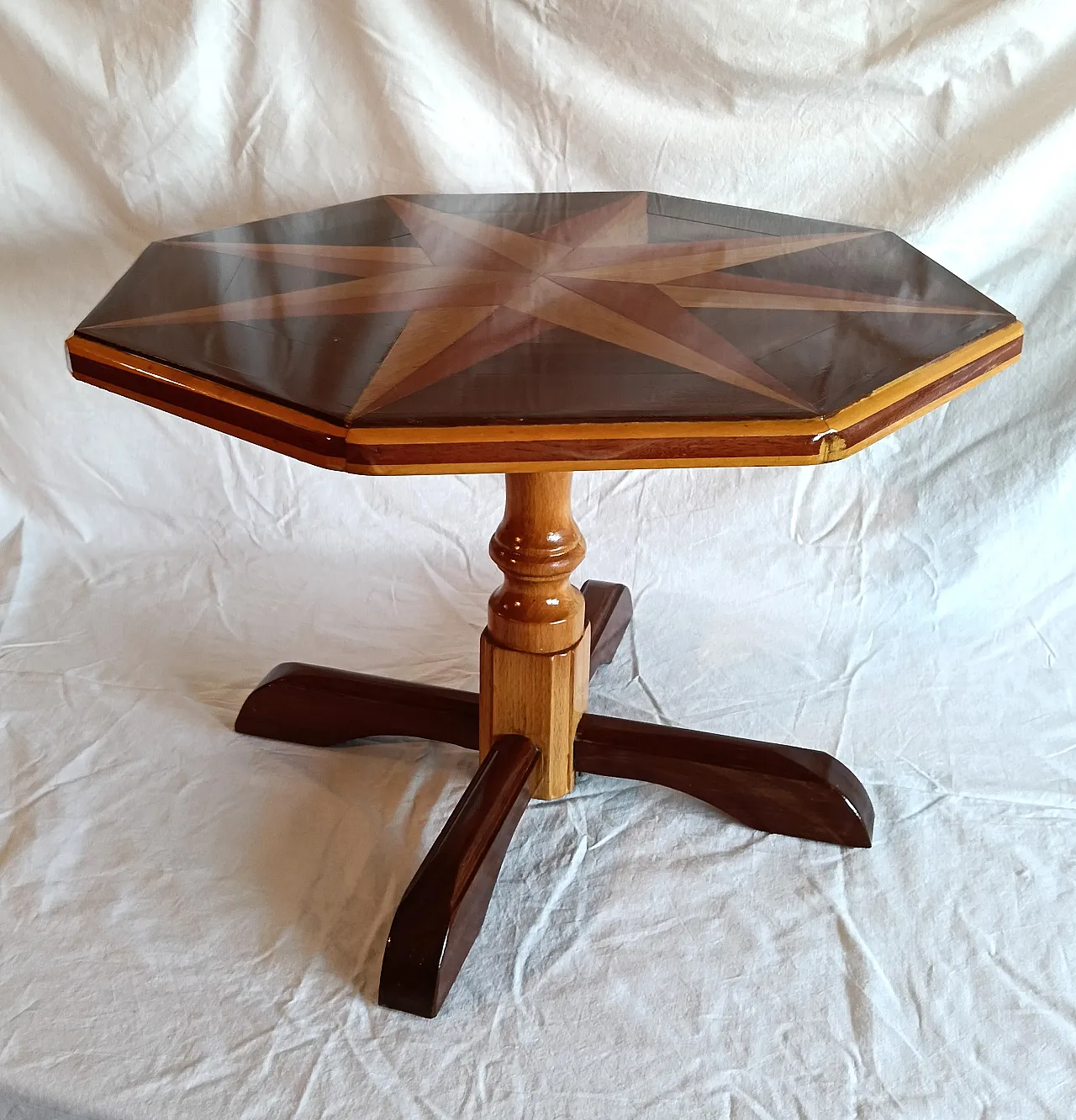 Tavolino di servizio con top ottagonale, anni '60 2