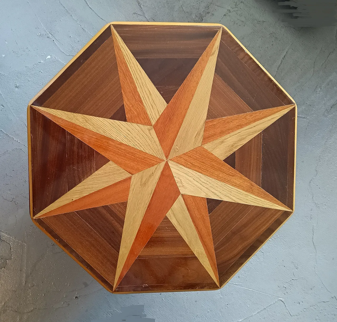 Tavolino di servizio con top ottagonale, anni '60 3