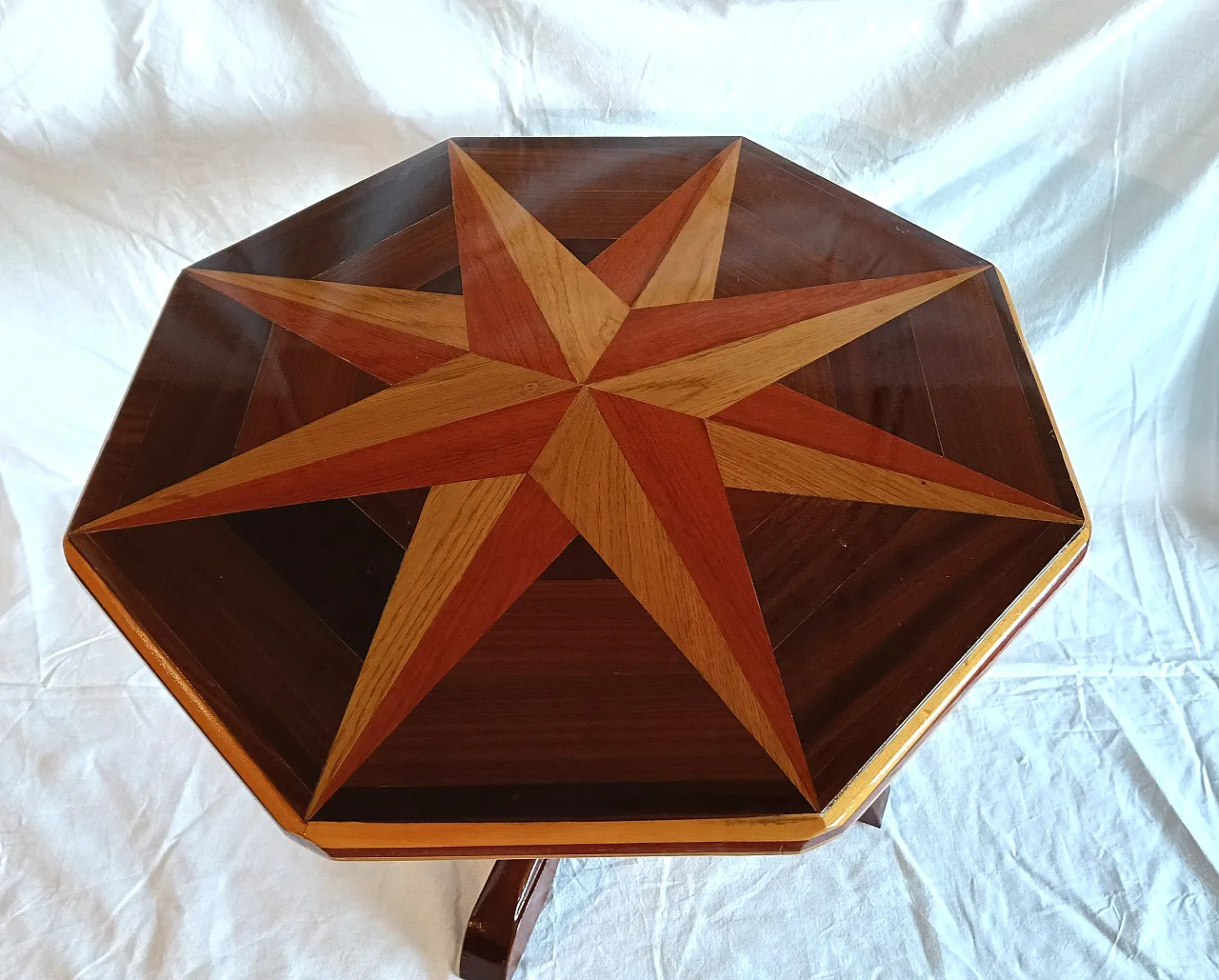 Tavolino di servizio con top ottagonale, anni '60 9