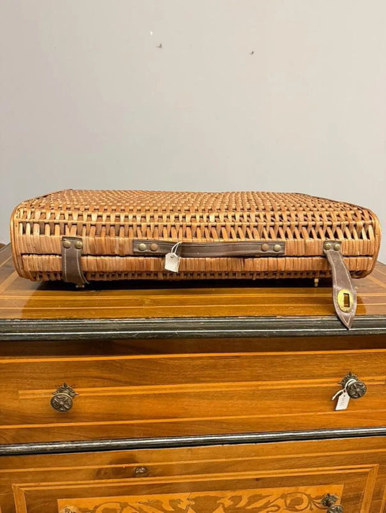 Old suitcase wicker, 50s 4