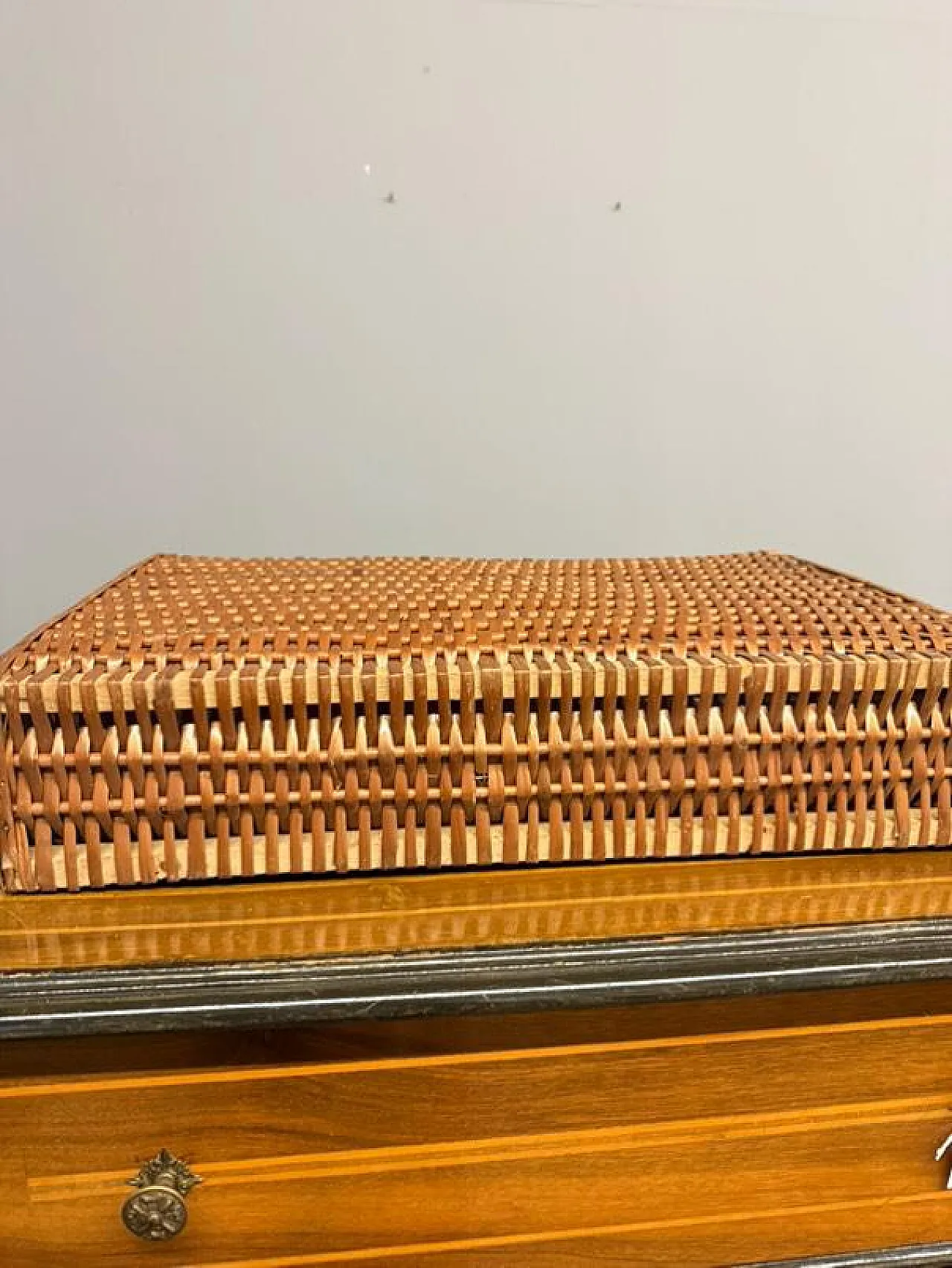 Old suitcase wicker, 50s 7