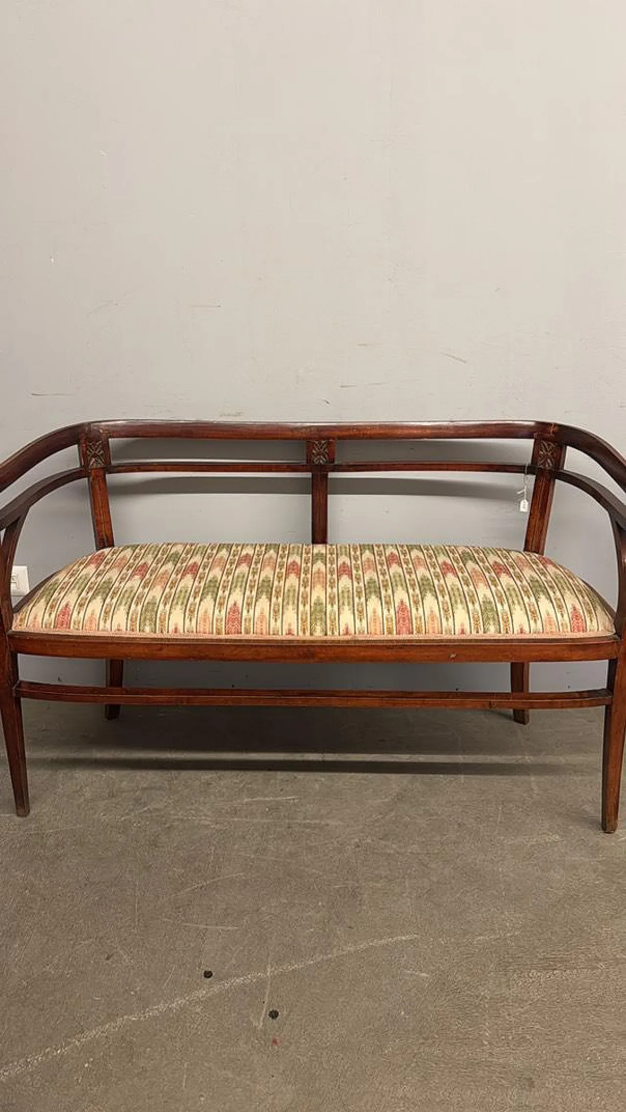Liberty sofa in mahogany, 1930 10