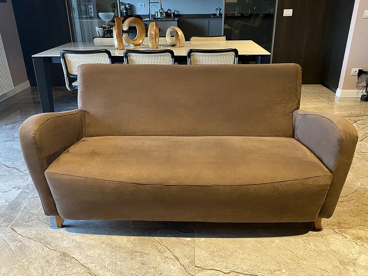 Divano e due poltrone Mobil Girgi modello Alice, 1980 8