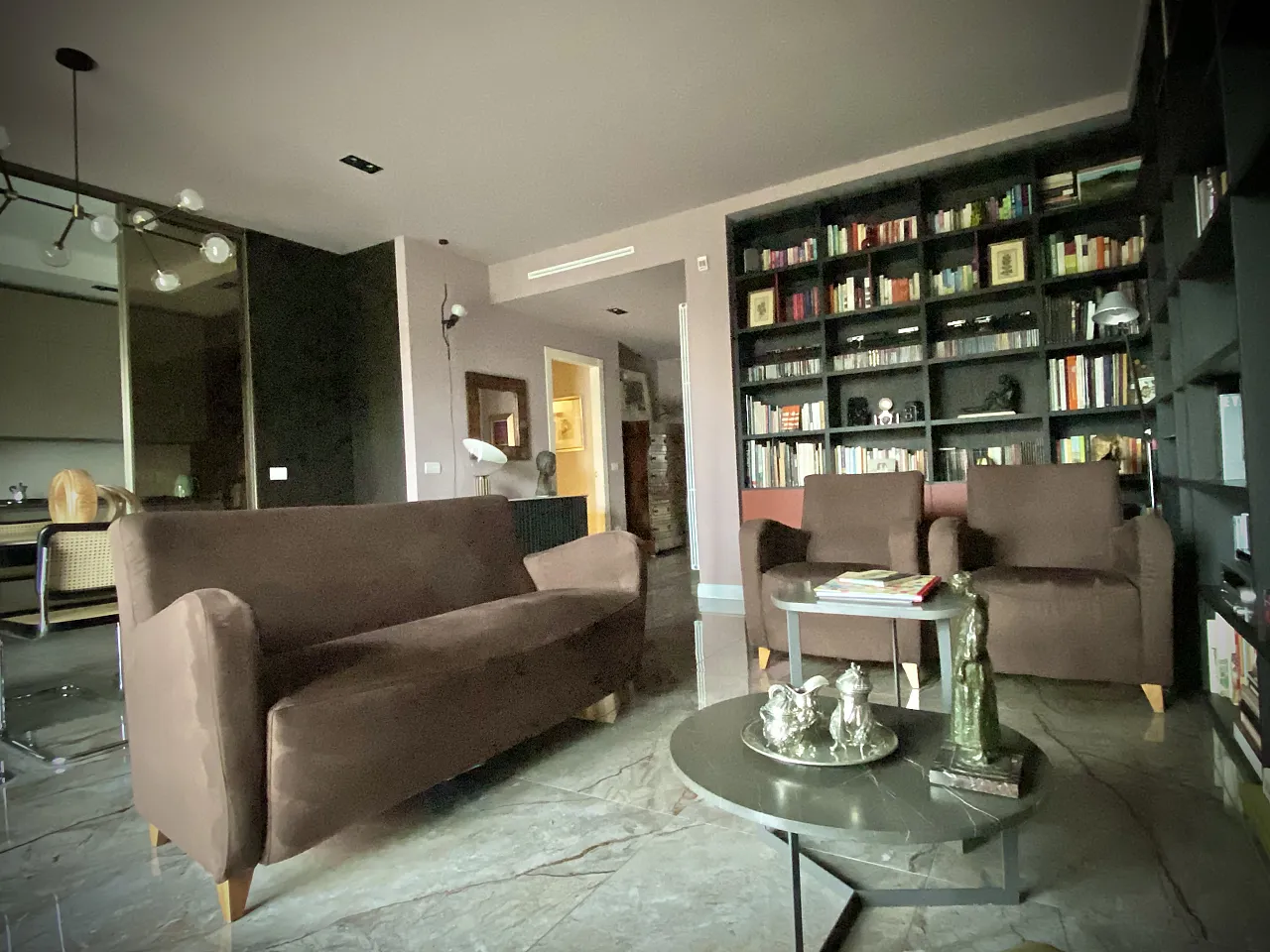 Divano e due poltrone Mobil Girgi modello Alice, 1980 11