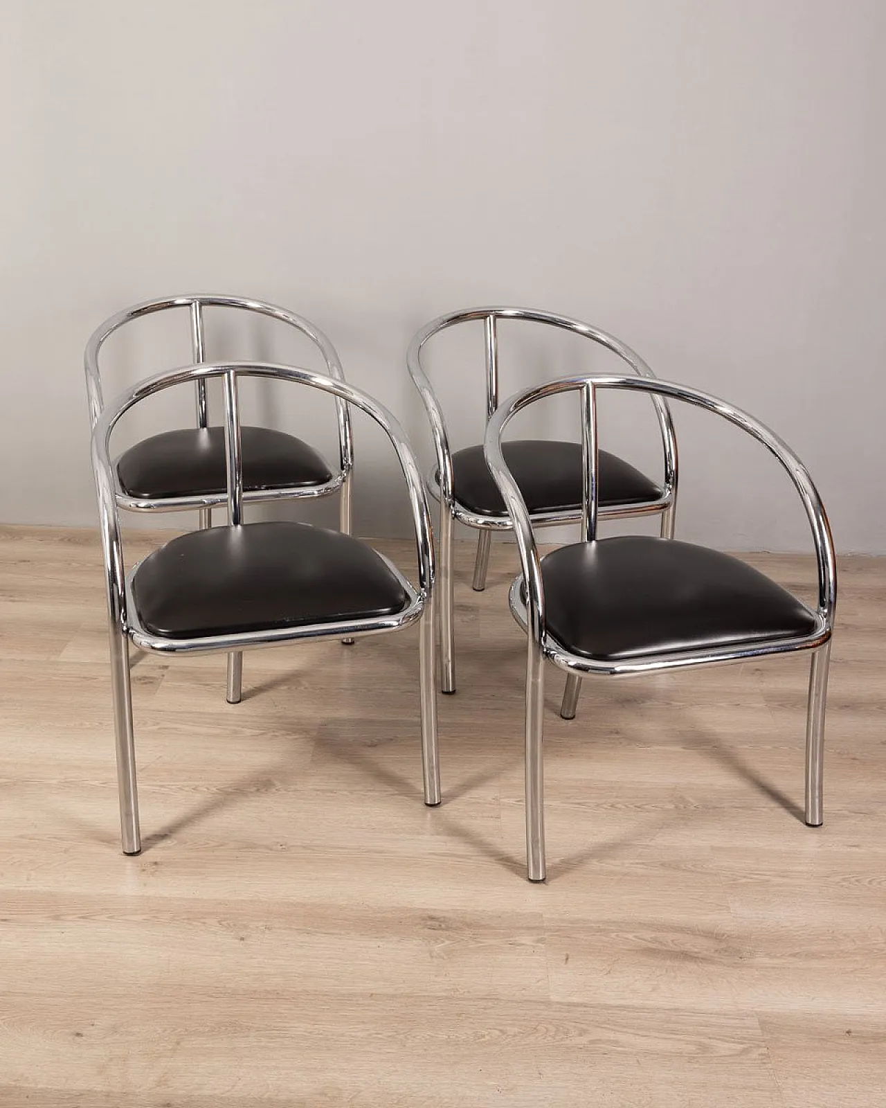 4 Sedie tripode, anni '70 1