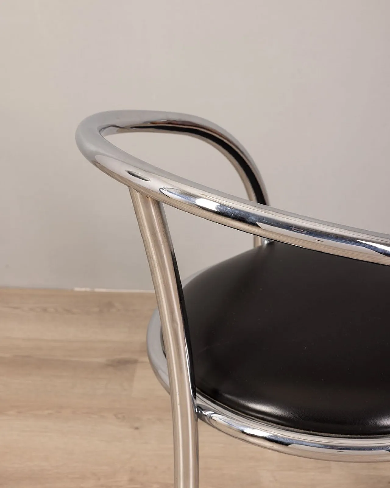 4 Sedie tripode, anni '70 4