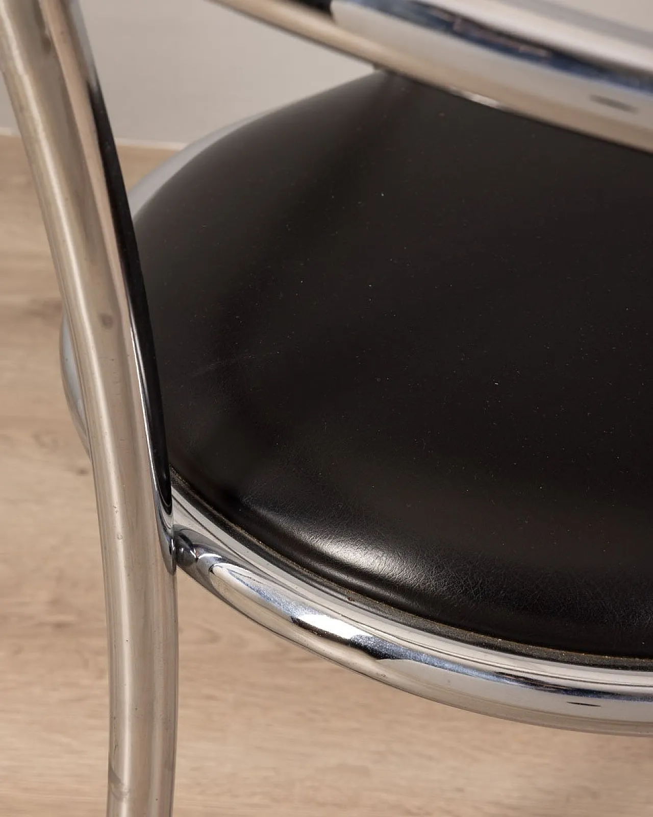 4 Sedie tripode, anni '70 7