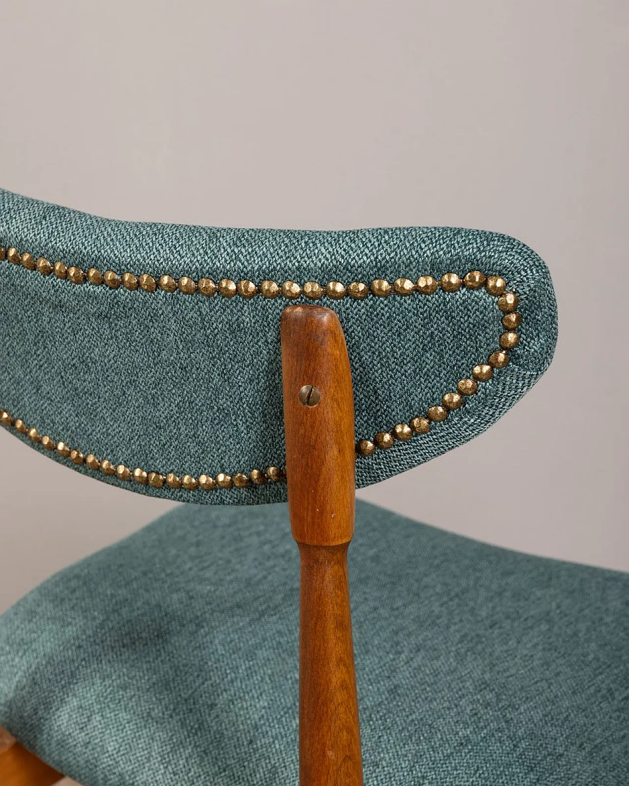 4 Chairs in green fabric, 1960s 6