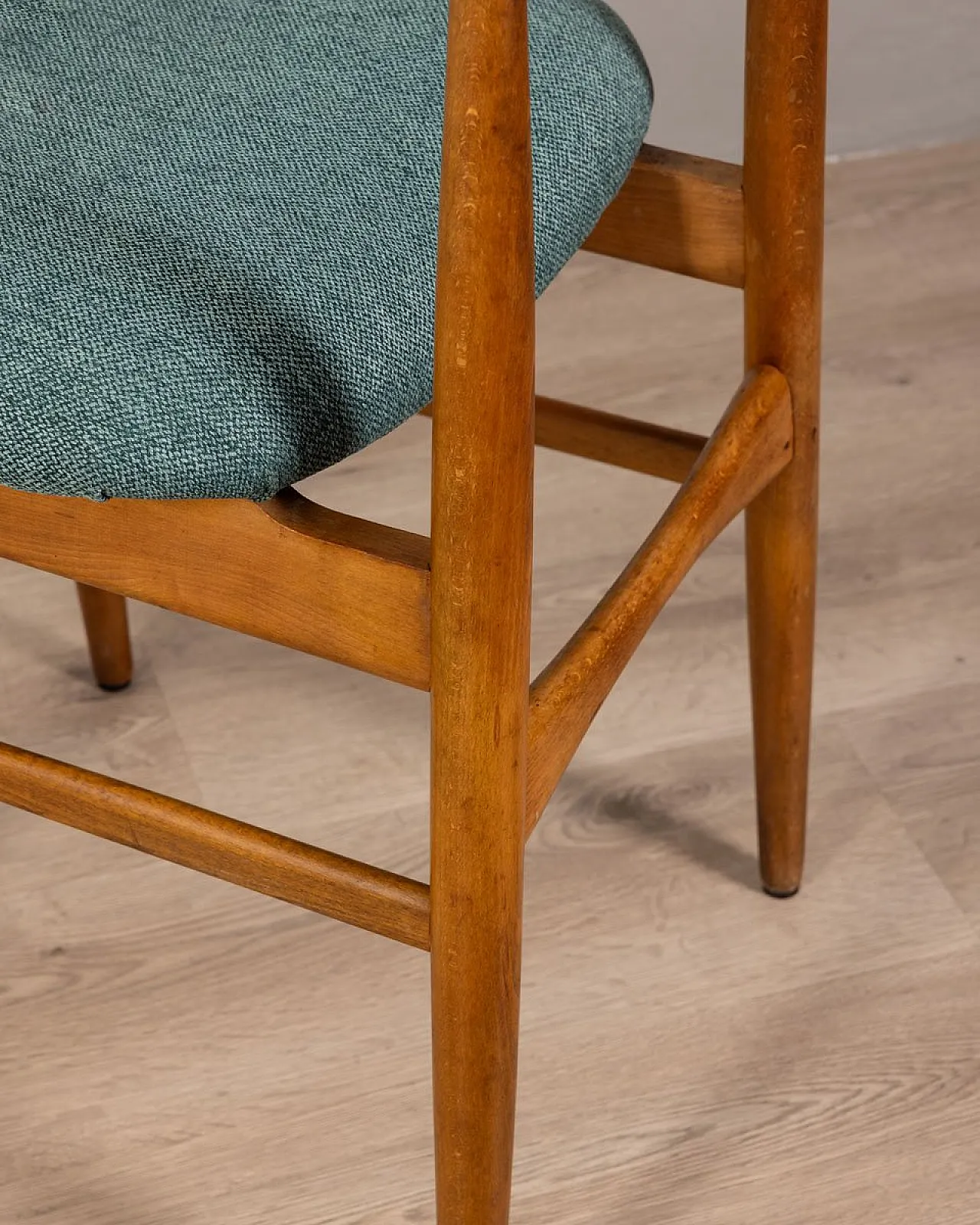 4 Chairs in green fabric, 1960s 7