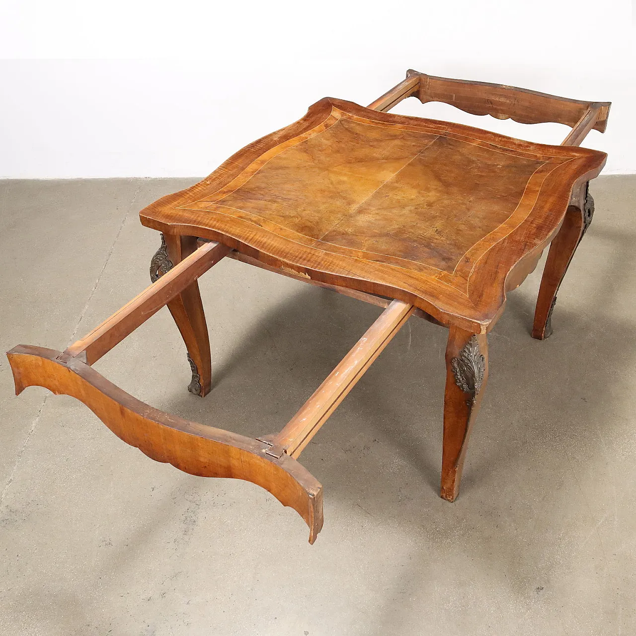 Tavolo allungabile quadrato in Stile Chippendale, '900 3