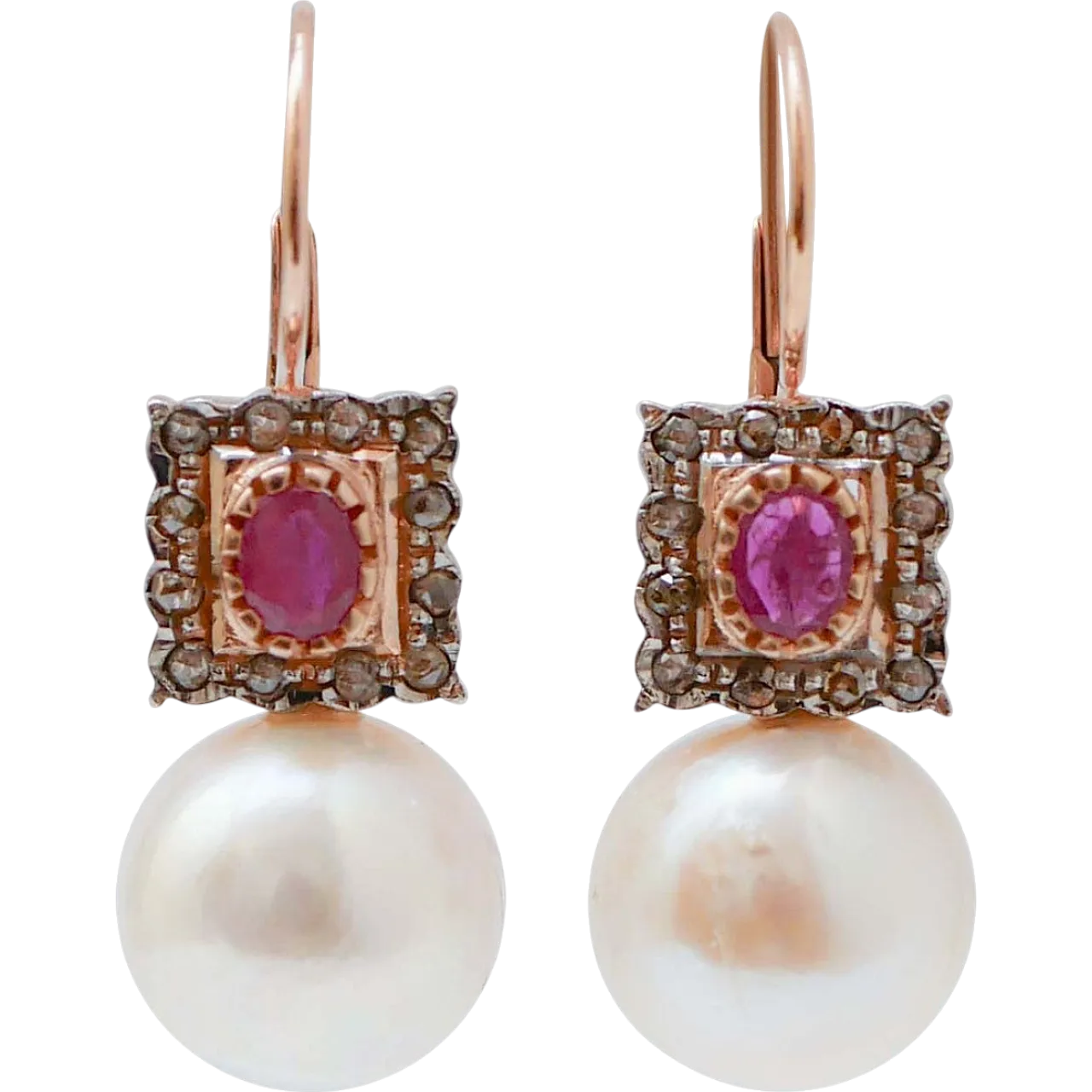 Orecchini con perle, rubini, diamanti, oro e argento, anni 2000 7