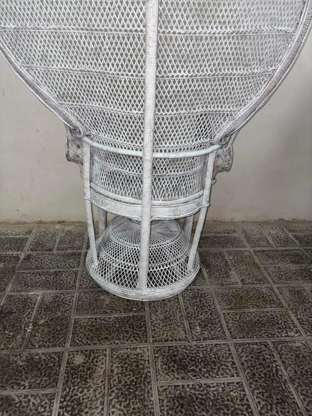 Poltrona vimini pavone, anni '70 11