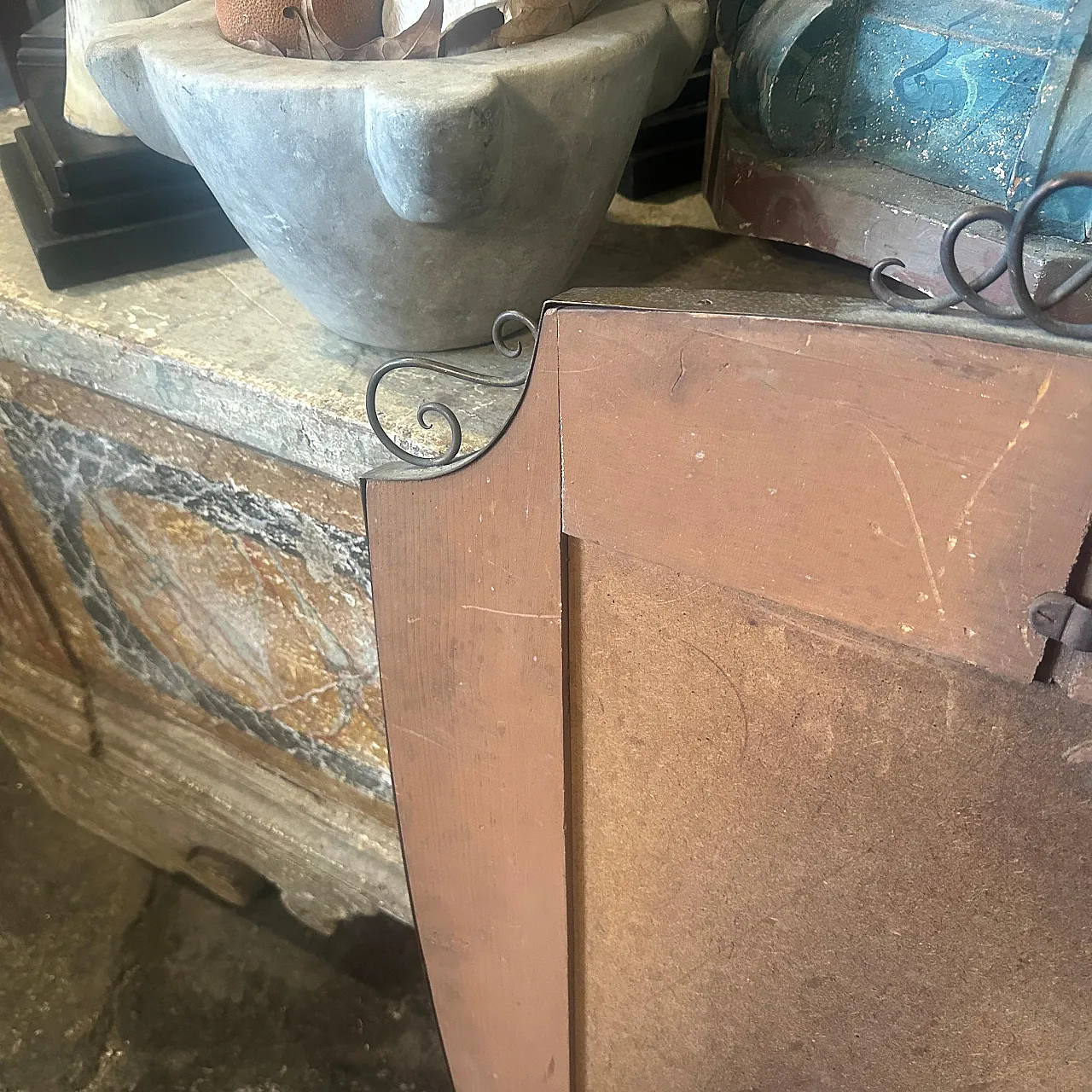 Specchio a forma di scudo in ottone massiccio di Gio Ponti, anni '50 6