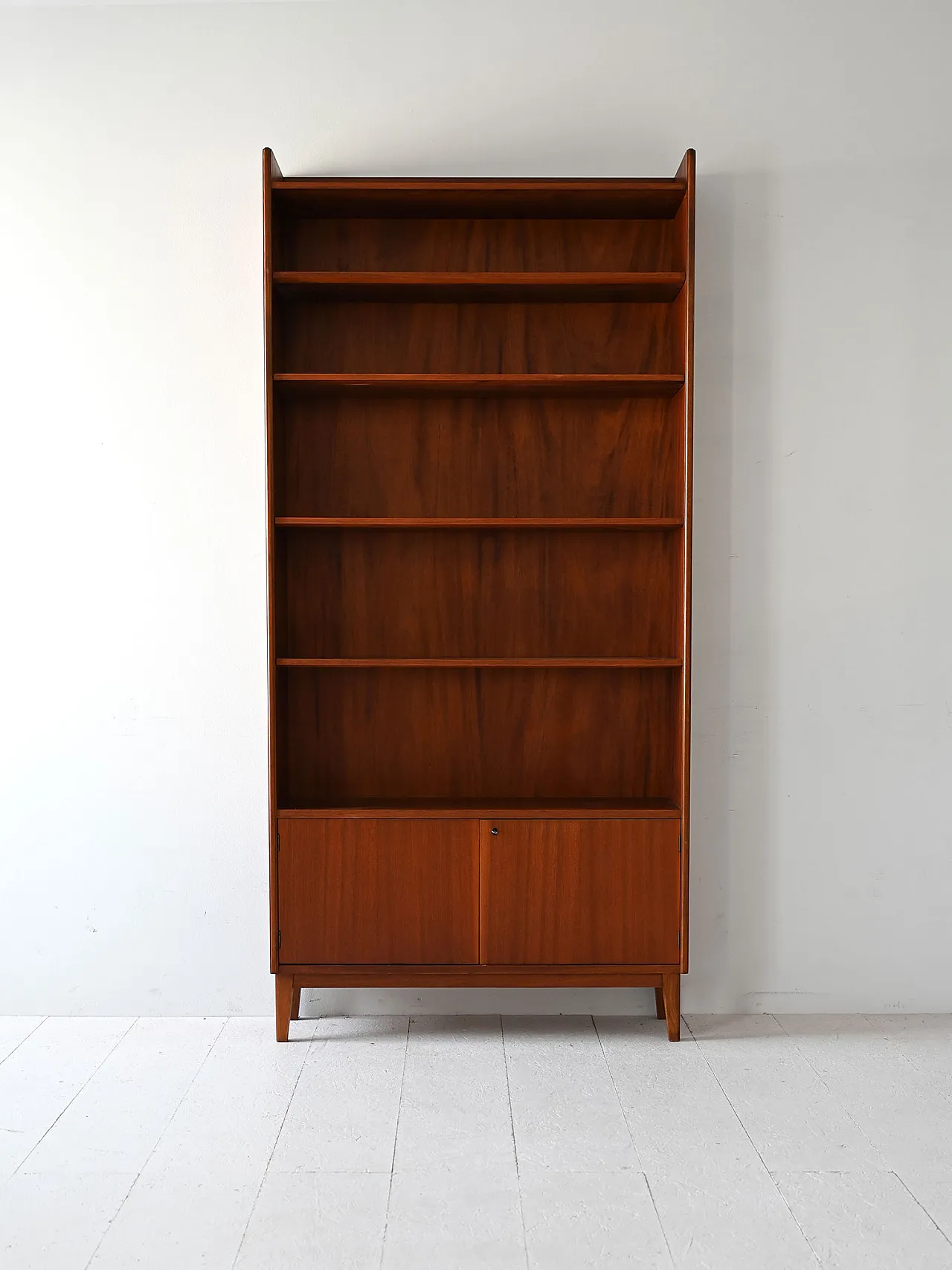 Libreria scandinava a parete in teak, fine anni '50 2
