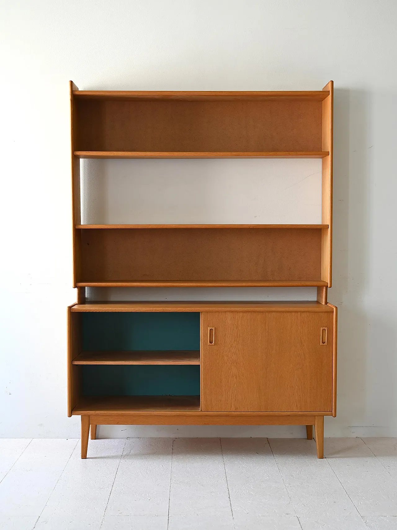 Scandinavian bookcase in oak, 60s 3