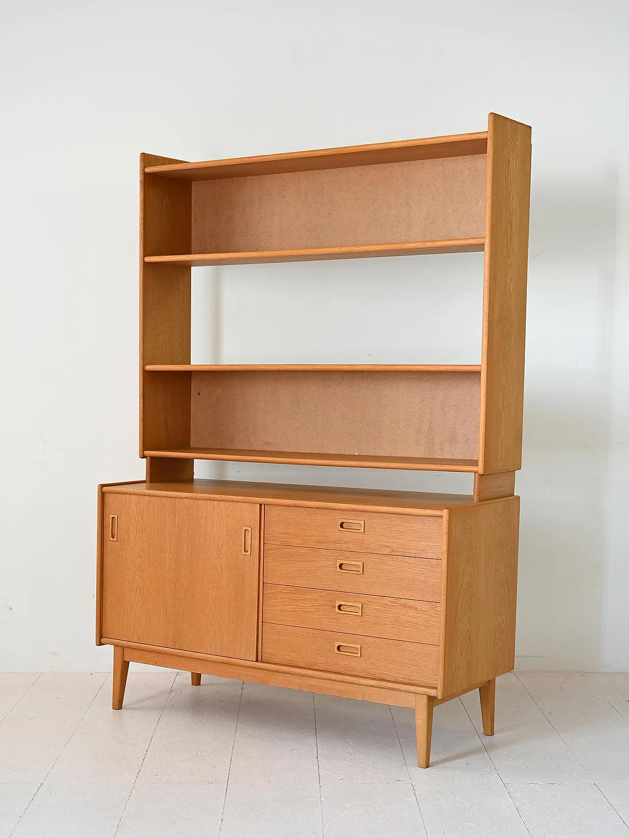 Scandinavian bookcase in oak, 60s 5