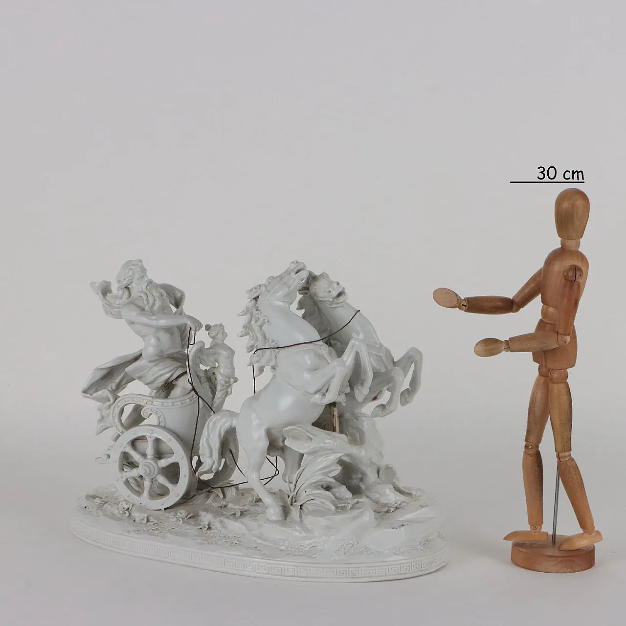 Figura mitologica su biga in porcellana di Manifattura Ginori di Doccia, metà '800 2