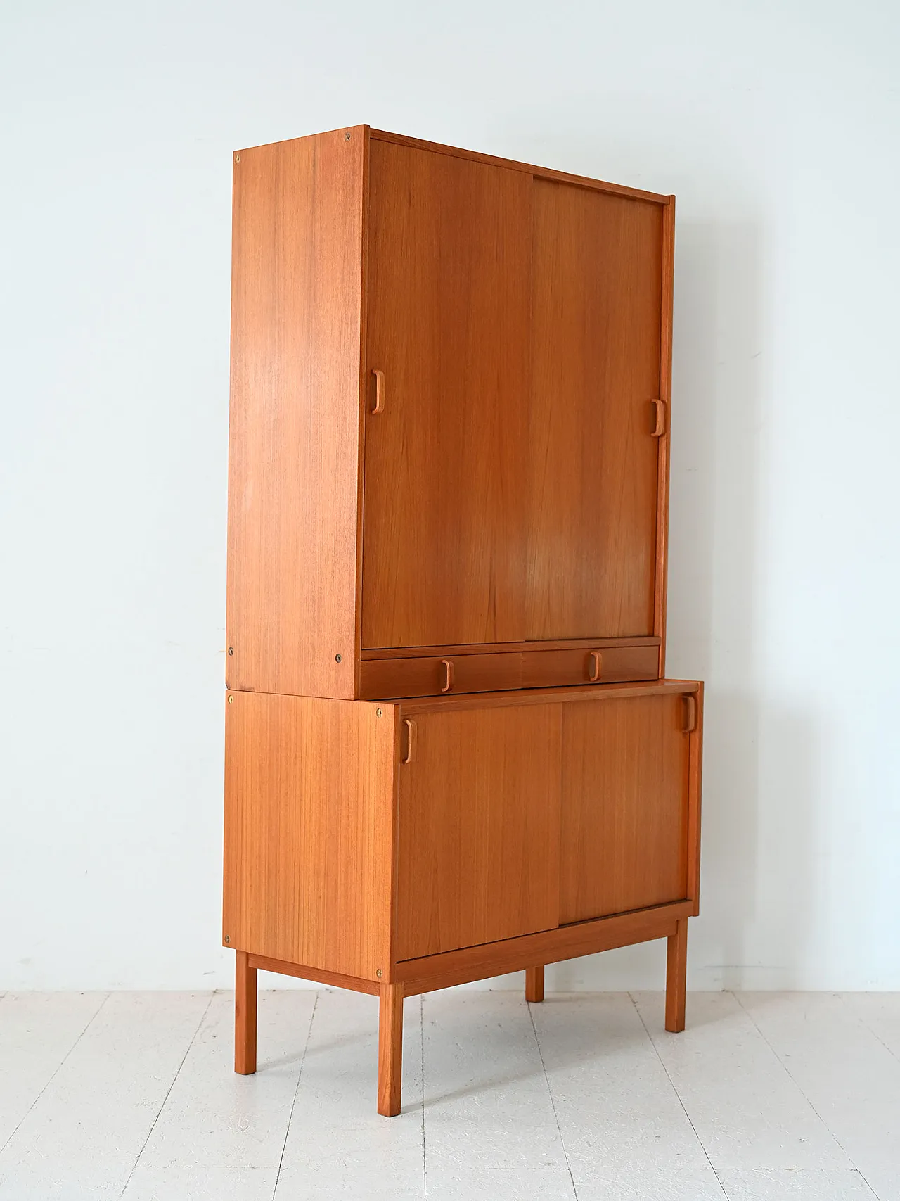 Armadio scandinavo in teak con ante scorrevoli di Bodafors, anni '60 5