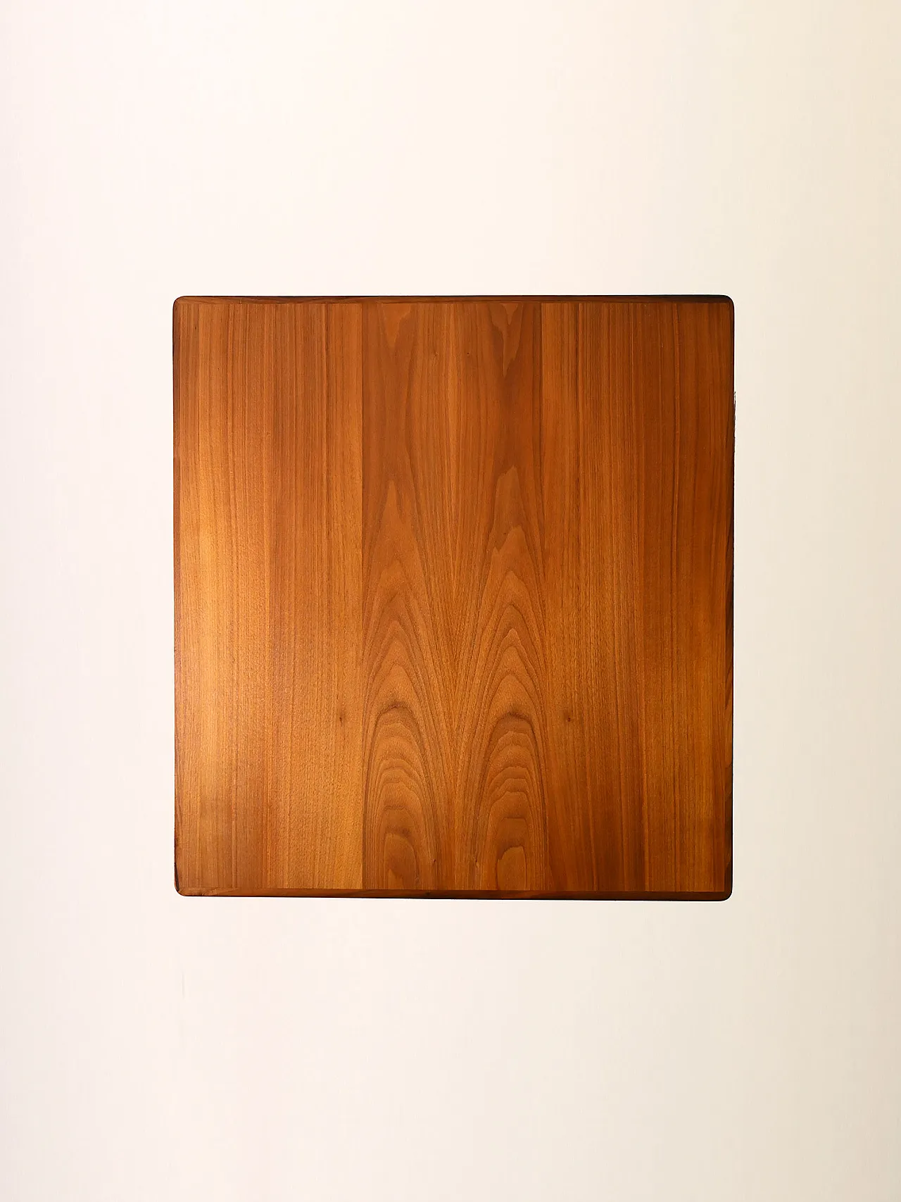 Scandinavian coffee table in teak with carved edge, 60s 7