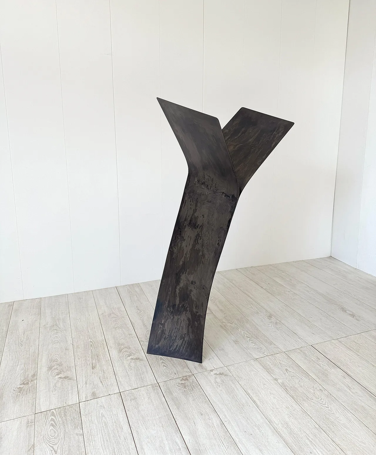 Leggio sculpture by Ron Arad, 1990s 3