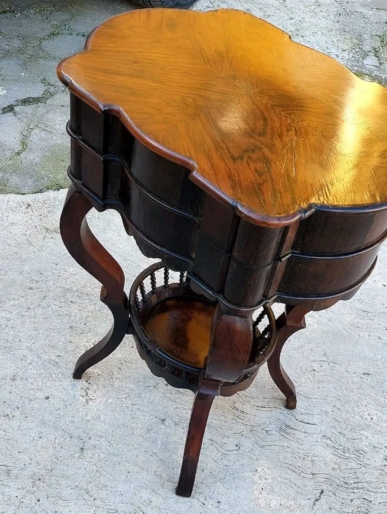 Louis Philippe rosewood panelled work table, 19th century 2