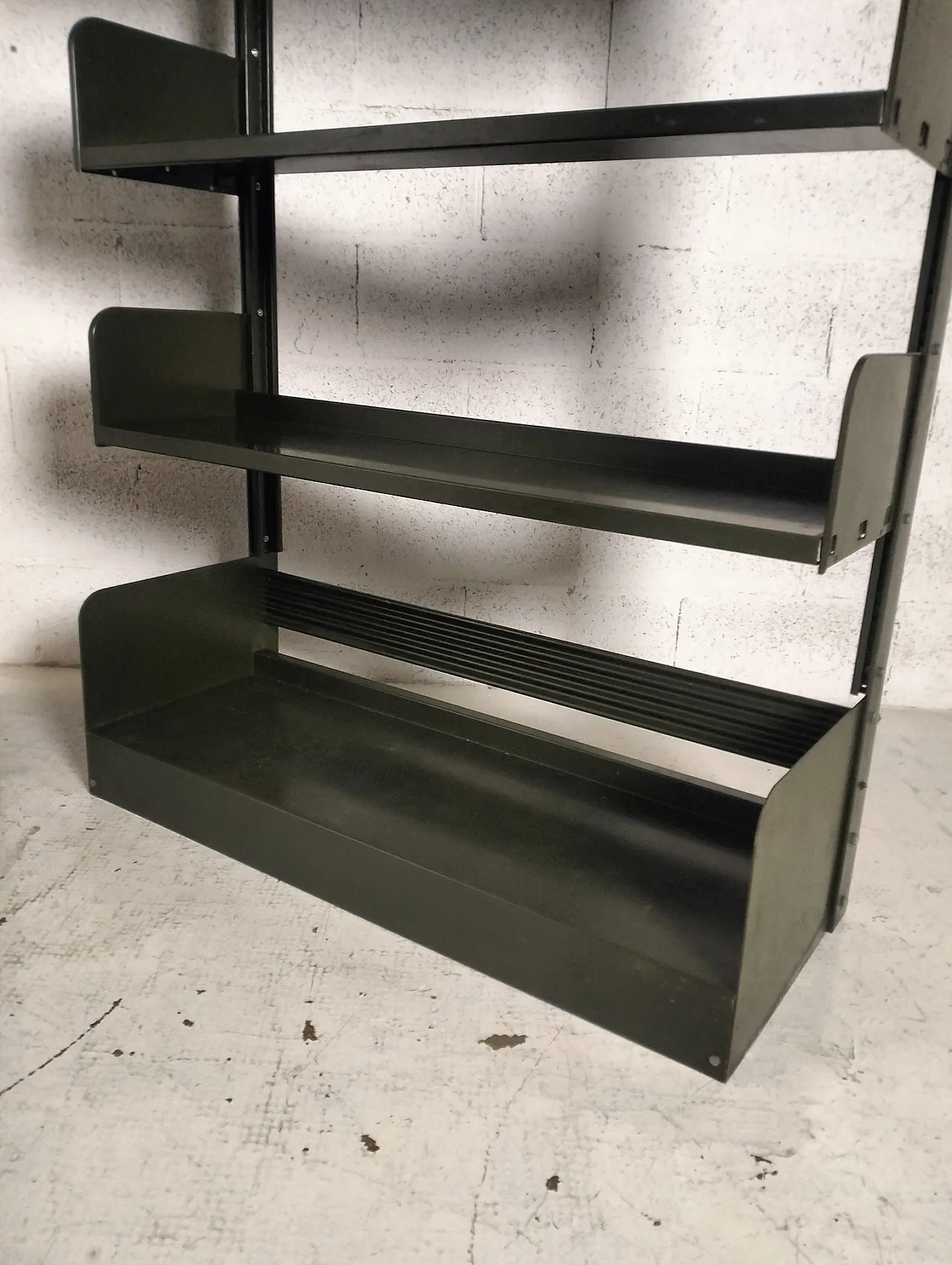 Pair of "Congress" Olive Green Metal Bookcases by Lips Vago, 70s 11