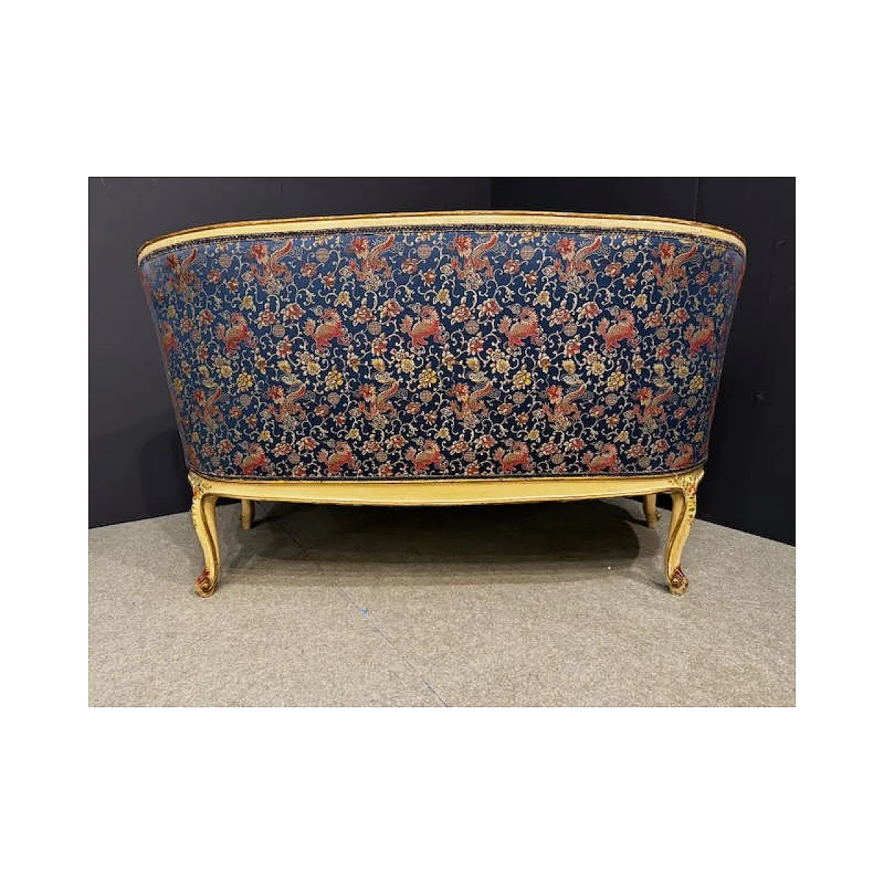 Divano con due poltrone in legno e tessuto, primo '900 8