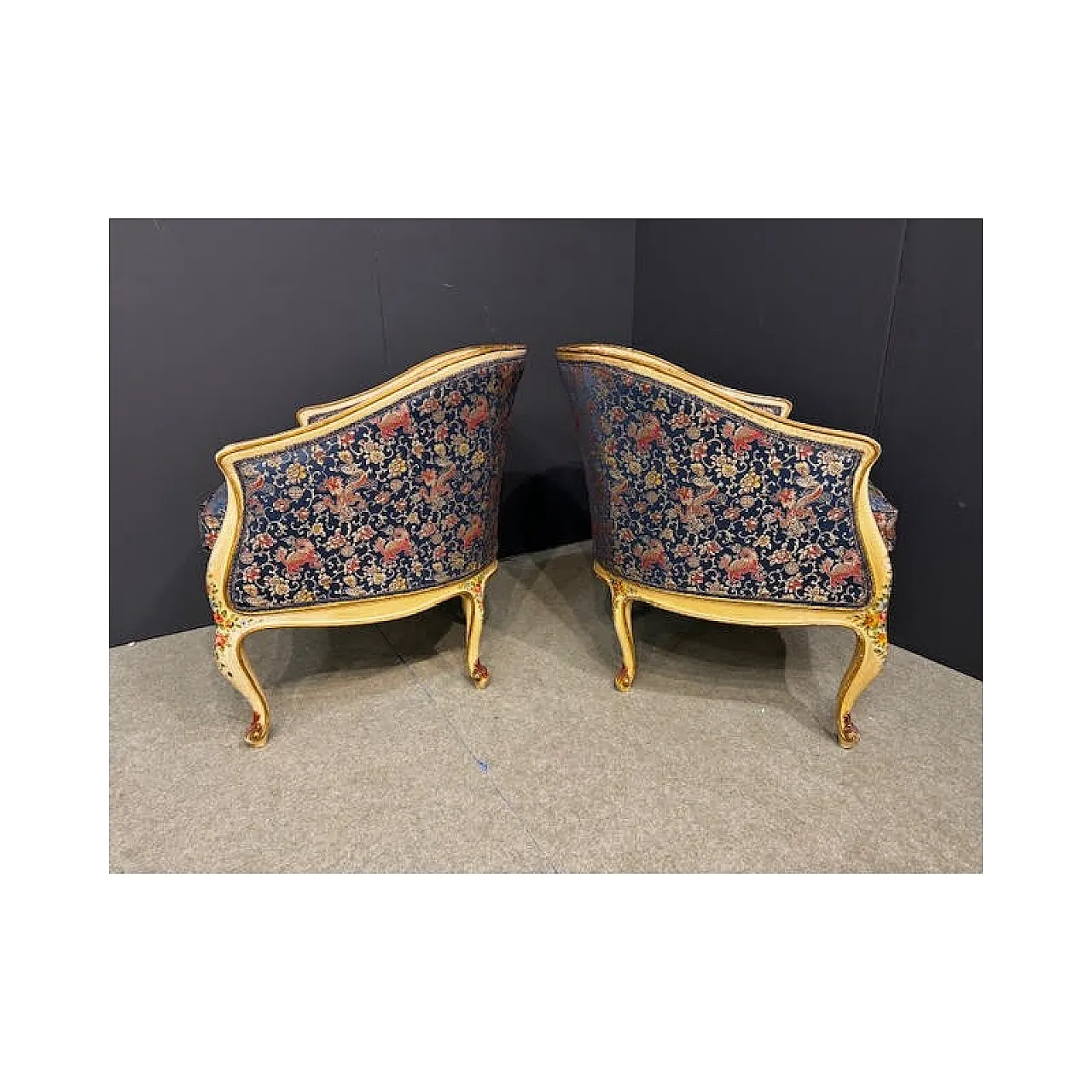 Divano con due poltrone in legno e tessuto, primo '900 12