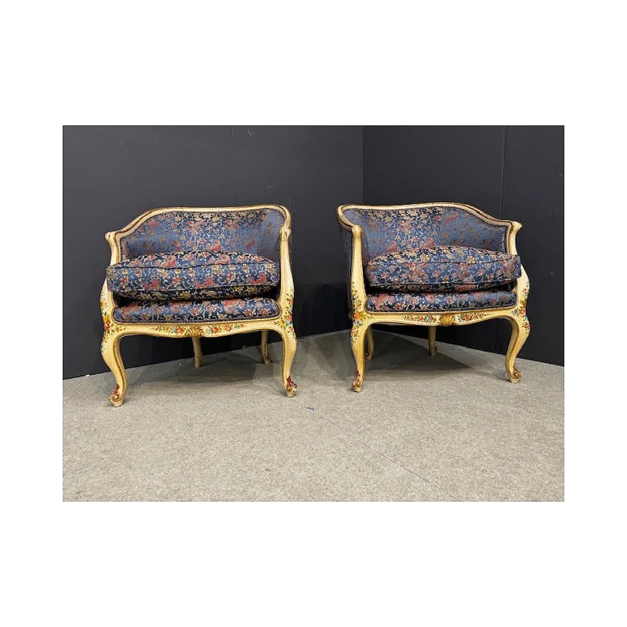 Divano con due poltrone in legno e tessuto, primo '900 13