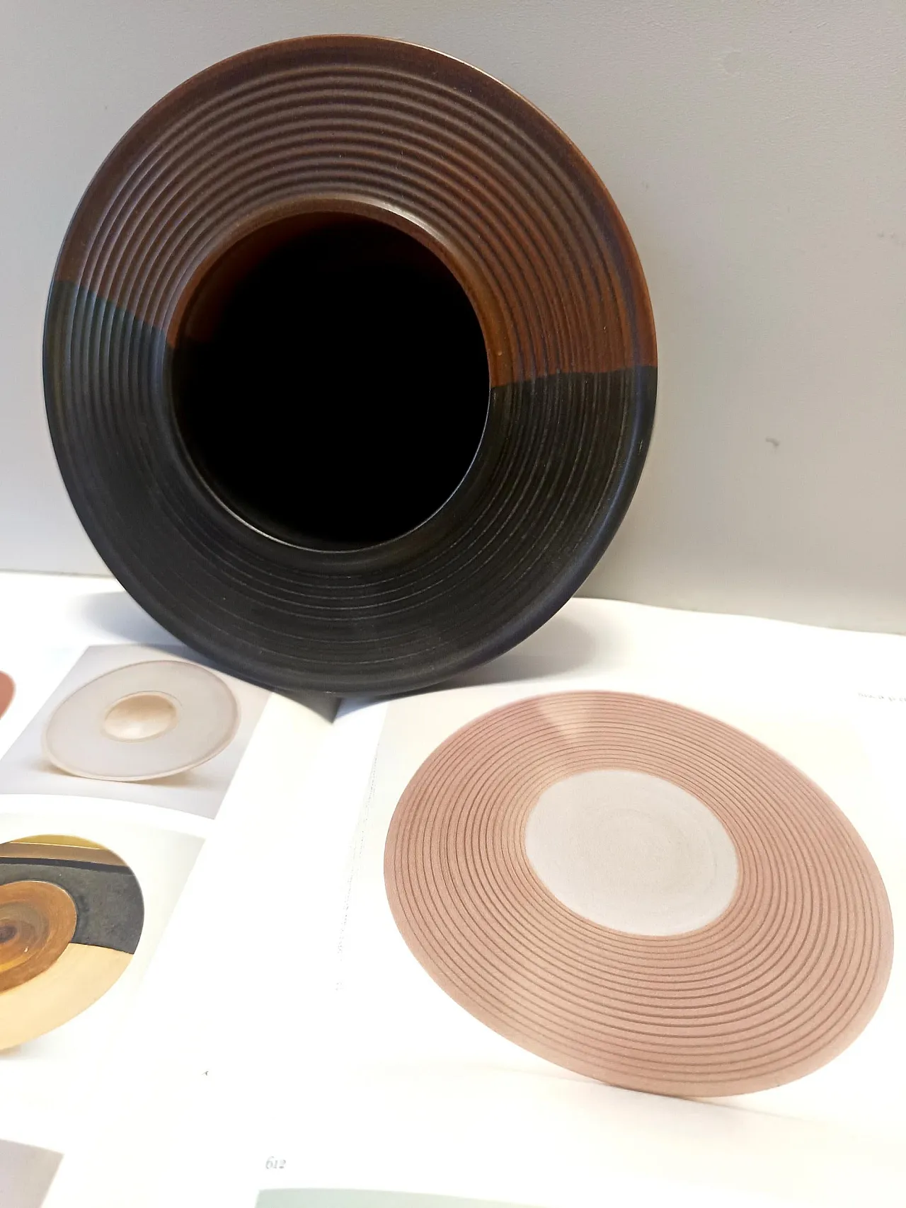 Black and Brown Hand-Painted Ceramic Piece by Franco Bucci, 70s 13