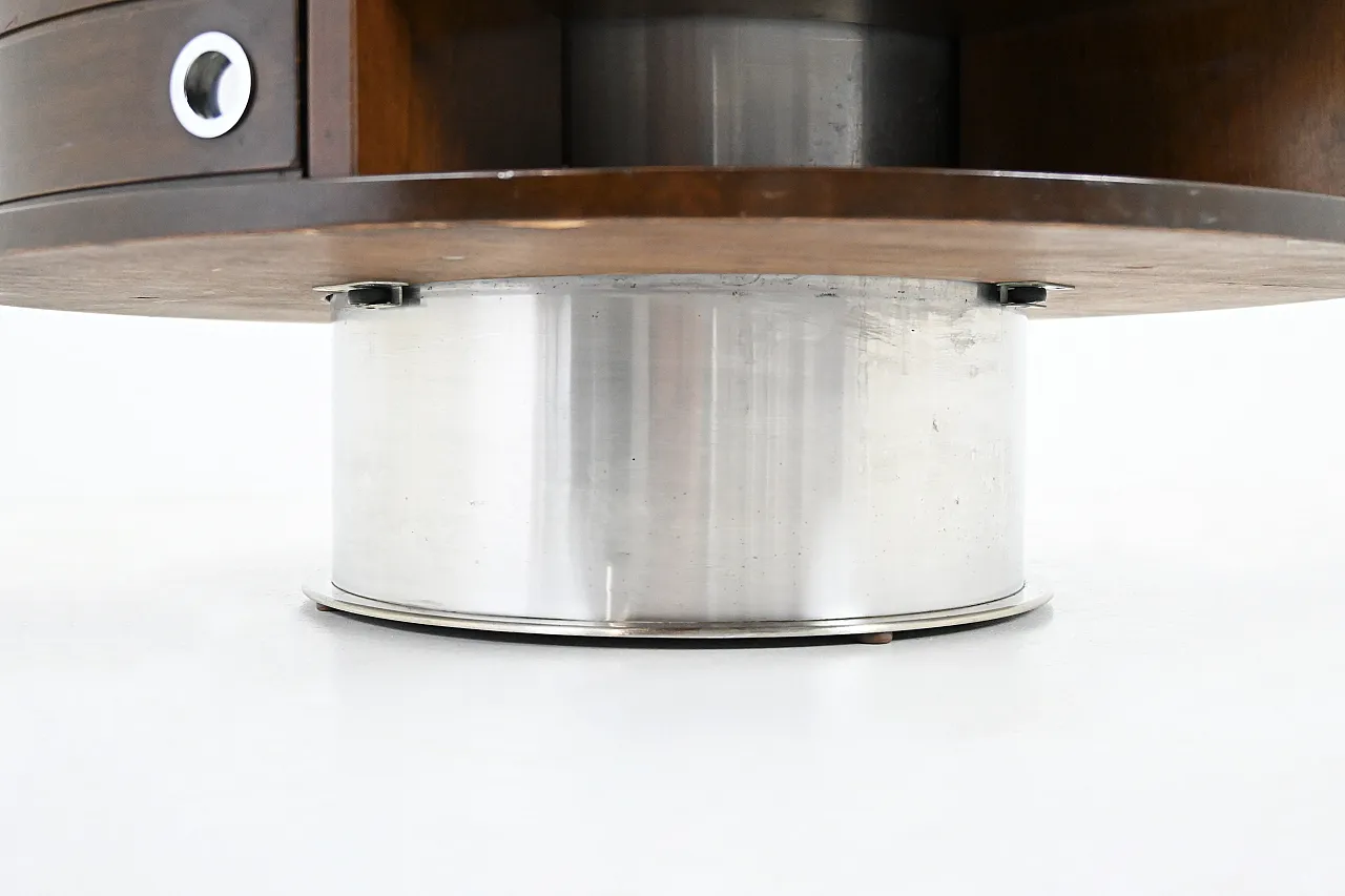 Italian coffee table,  1970s 10