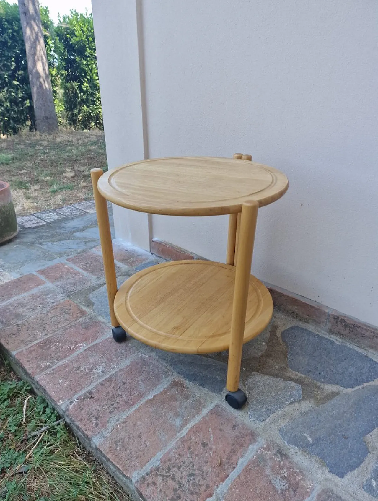 Tavolino da caffè in faggio pieghevole su ruote, Danimarca, anni '60 3