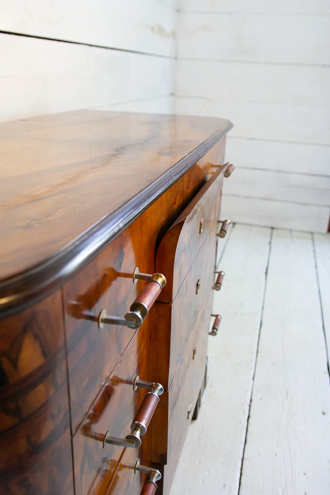 Cassettiera Art Déco in radica e noce e acciaio, anni '30 1