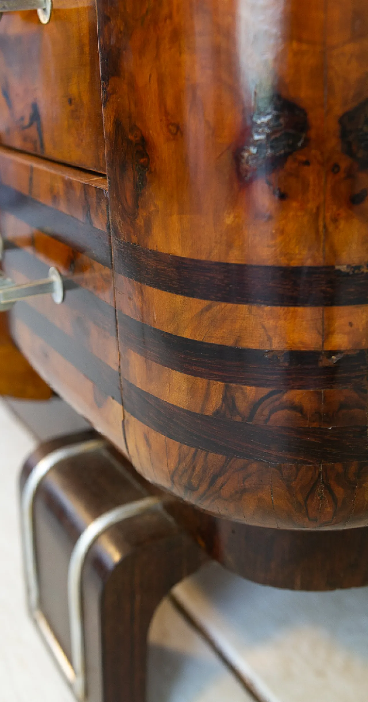 Cassettiera Art Déco in radica e noce e acciaio, anni '30 20