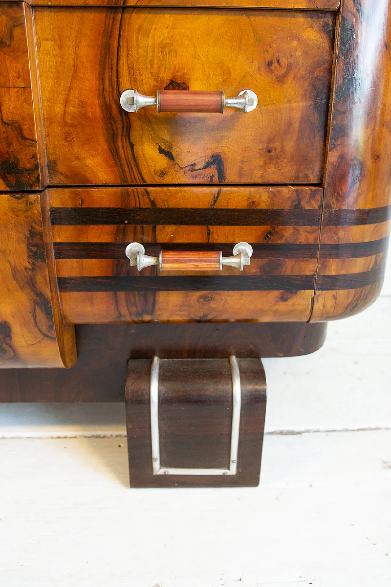 Cassettiera Art Déco in radica e noce e acciaio, anni '30 23