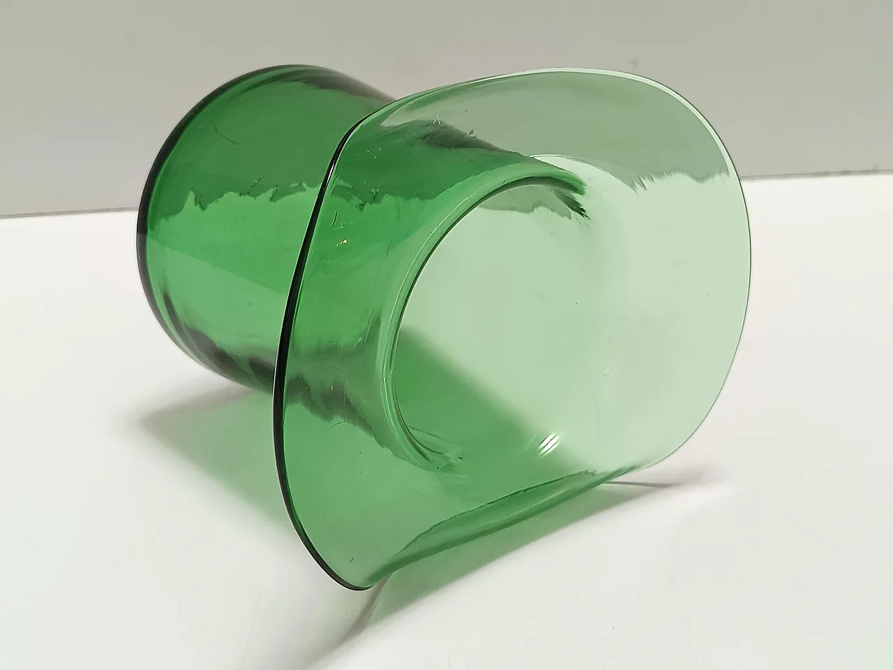Cylindrical Green Hand-Blown Glass Vase, Empoli, Italy 9
