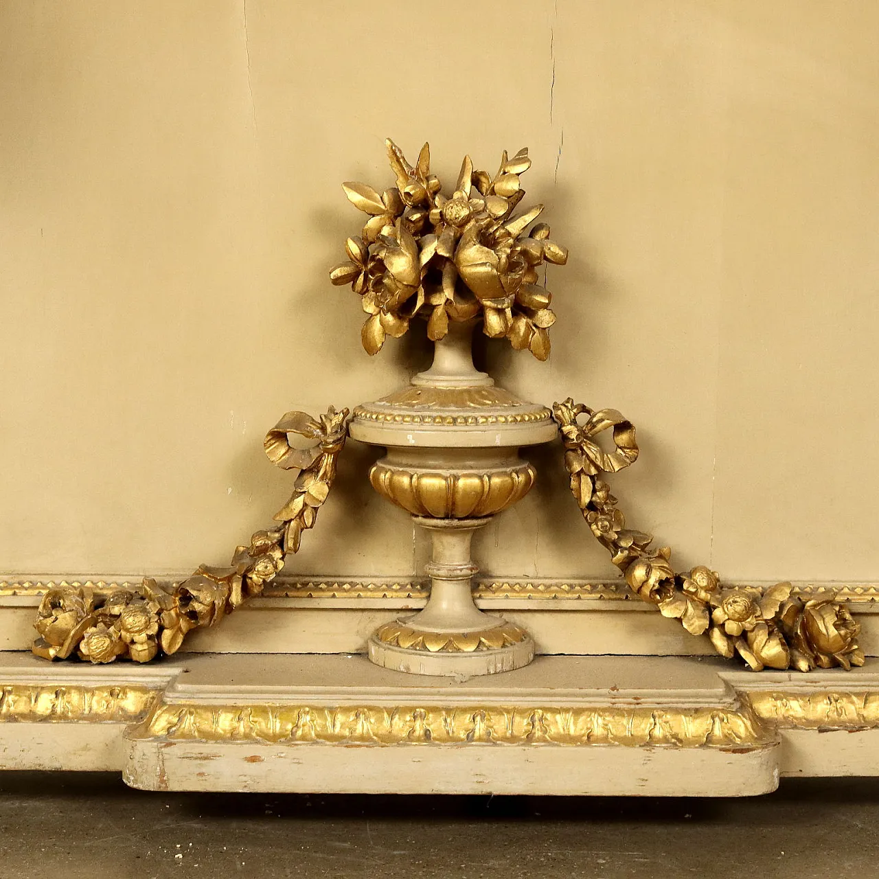 Antique console table with mirror in neoclassical style, 19th century 10