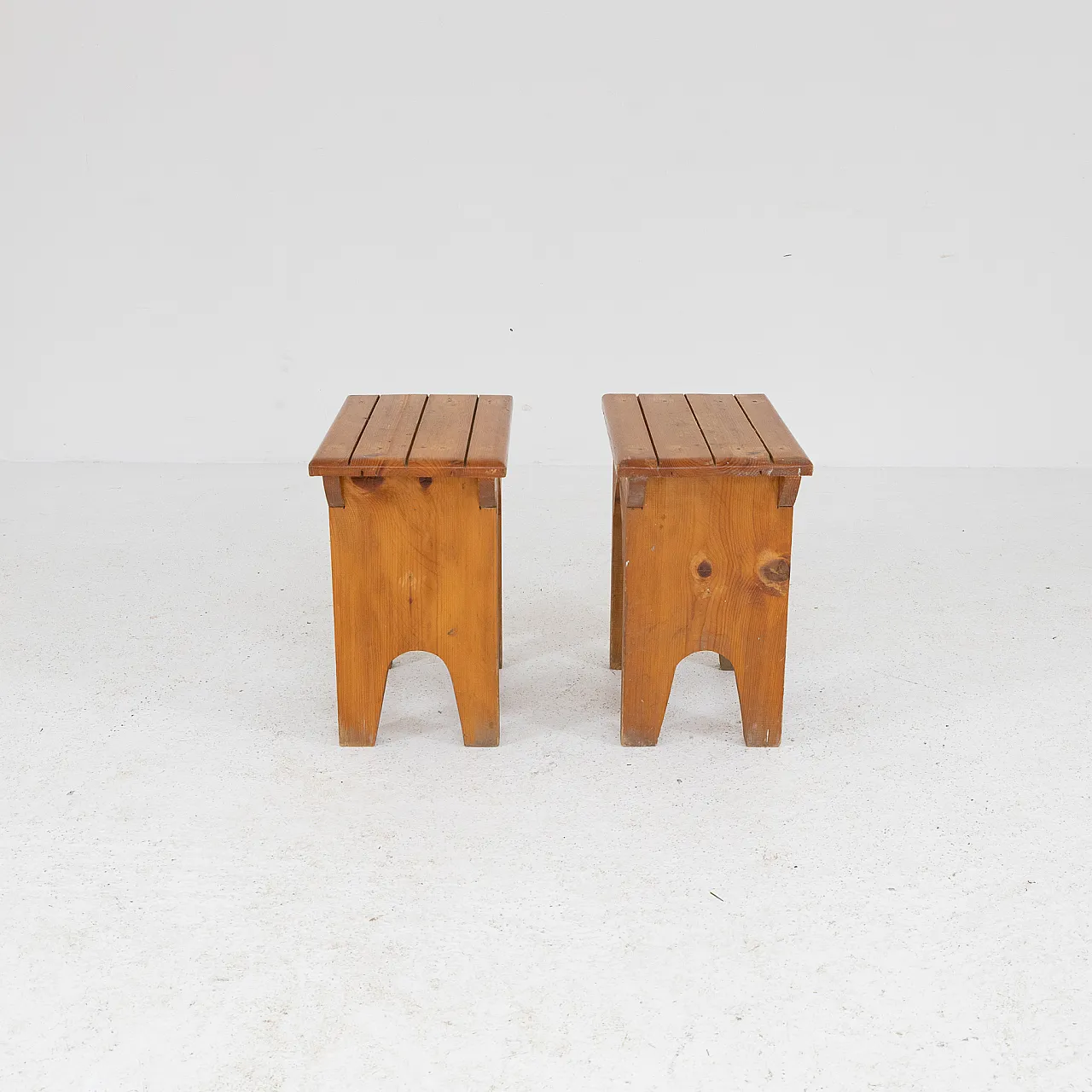 Coppia di panche in legno, anni '70 2