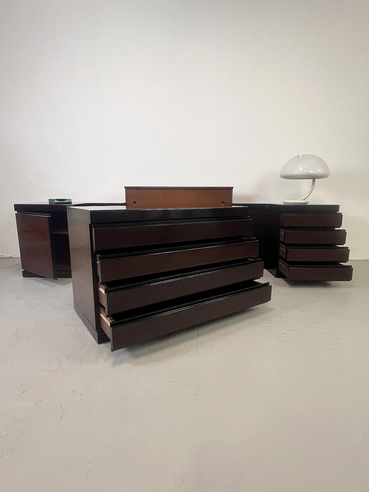 Bedroom furniture by Angelo Mangiarotti, 1970s 6