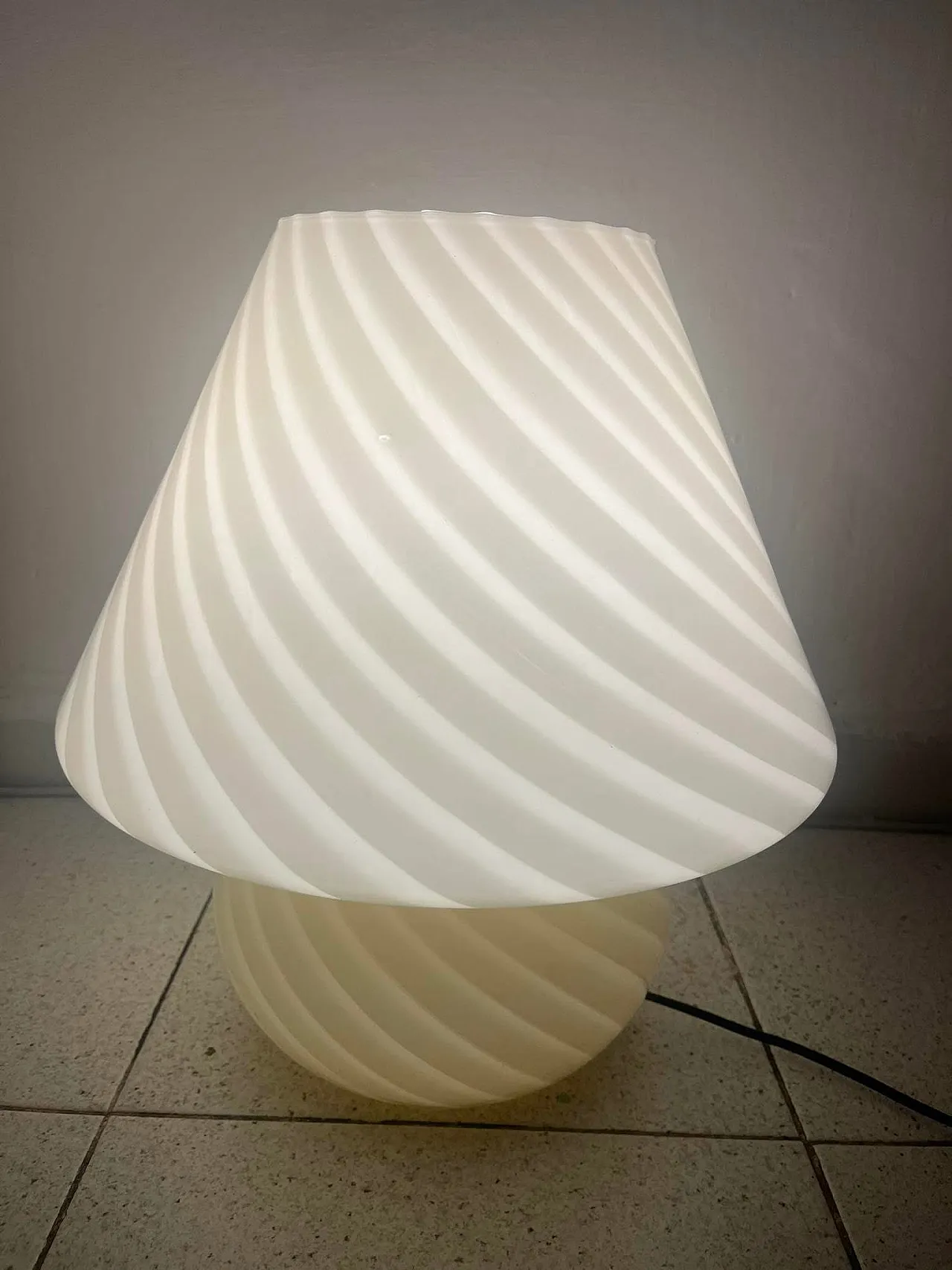 Murano mushroom lamp, 70s 13