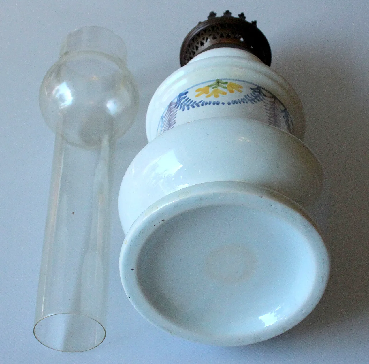 Lampada d'olio antica degli anni '10 in ceramica, vetro e metallo 7