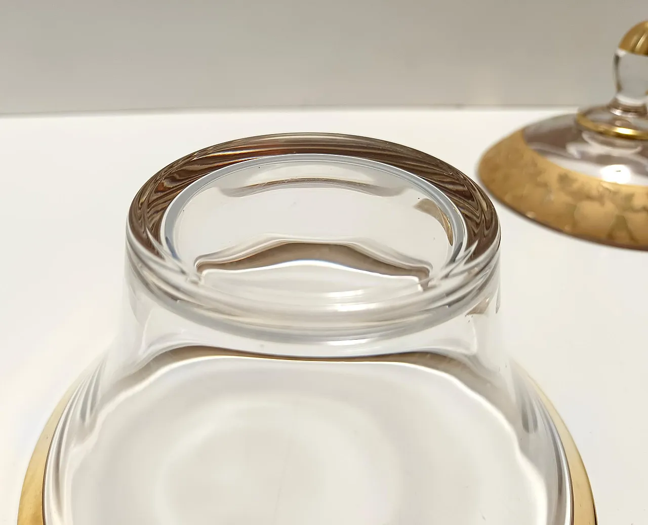 Crystal Trinket Bowl with Gold Details 8