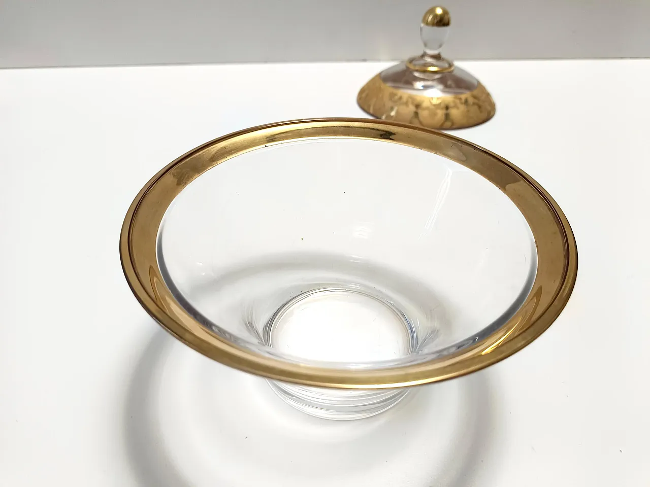 Crystal Trinket Bowl with Gold Details 9